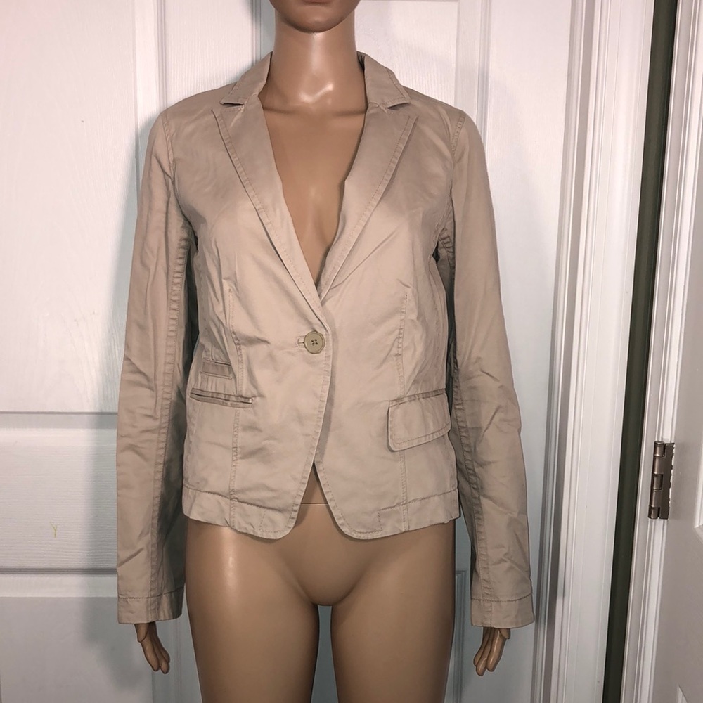 Gap Tan Blazer. 4